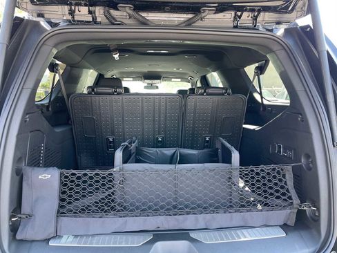 New 2025 Chevrolet Suburban Premier image 15