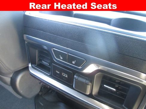 Used 2023 GMC Sierra 2500 AT4 w/ AT4 Preferred Package AWD/4WD image 30