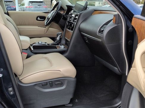 Used 2024 Nissan Armada SL w/ Captain's Chairs Package image 22