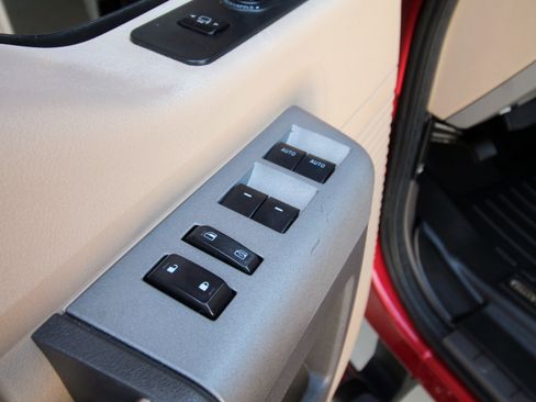 Used 2016 Ford F250 Lariat w/ Lariat Ultimate Package image 20