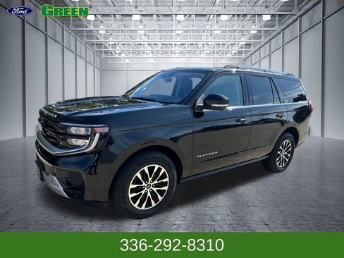 Used 2025 Ford Expedition Platinum AWD/4WD image 1