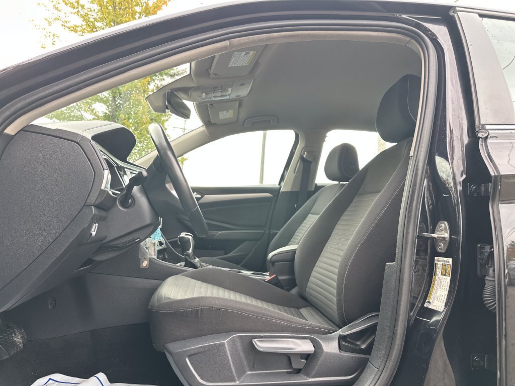 Used 2024 Volkswagen Jetta S FWD image 9