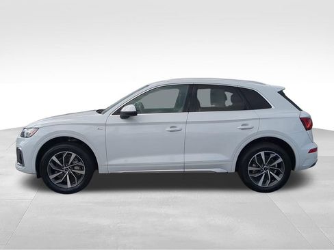 Used 2023 Audi Q5 2.0T Premium Plus w/ Premium Plus Package AWD/4WD image 6