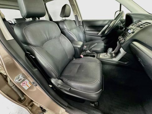 Used 2014 Subaru Forester 2.5i Limited AWD/4WD image 34