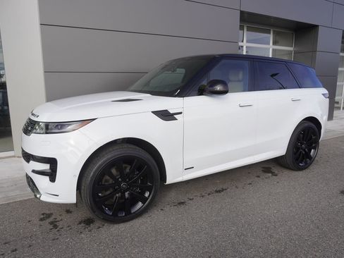 New 2025 Land Rover Range Rover Sport Autobiography image 3