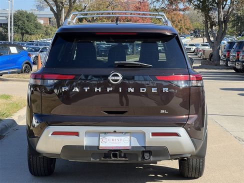 Certified 2022 Nissan Pathfinder SL w/ SL Premium Package image 5