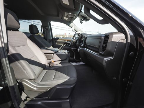 Used 2023 GMC Sierra 1500 Elevation w/ LPO, Elevation Black Package image 38