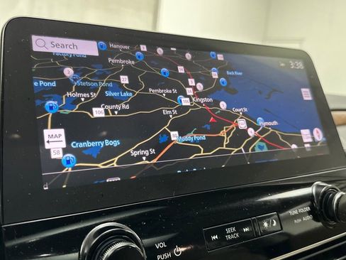 Used 2022 Nissan Armada SL image 32