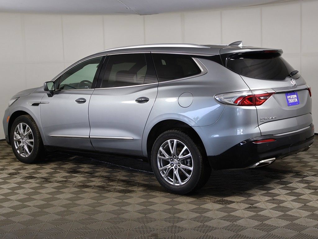 Used 2023 Buick Enclave Essence w/ Experience Buick Package AWD/4WD image 11