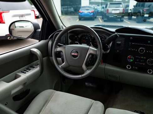 Used 2008 GMC Sierra 1500 SLE w/ Power Pack Plus RWD image 9
