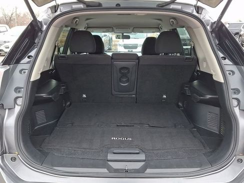 Used 2016 Nissan Rogue S w/ Appearance Package image 30