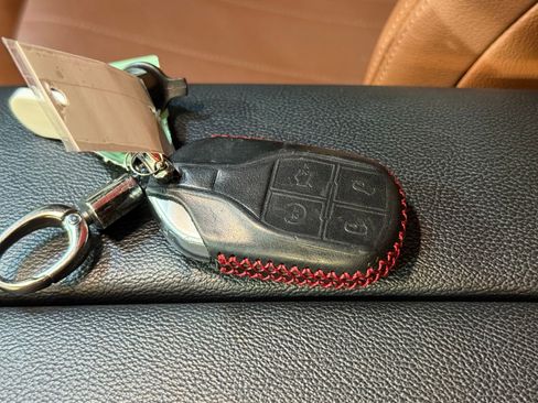 Used 2018 Maserati Levante 3.0L image 37