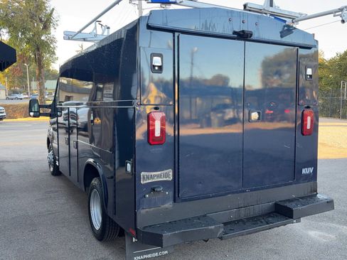 Used 2020 Ford Transit 350 DRW image 5