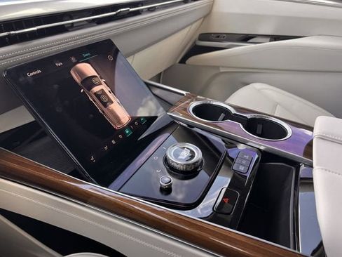 Certified 2026 Cadillac Escalade Platinum Sport w/ LPO, ONYX Package image 21