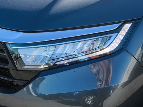 Used 2023 Honda Odyssey Touring image 5