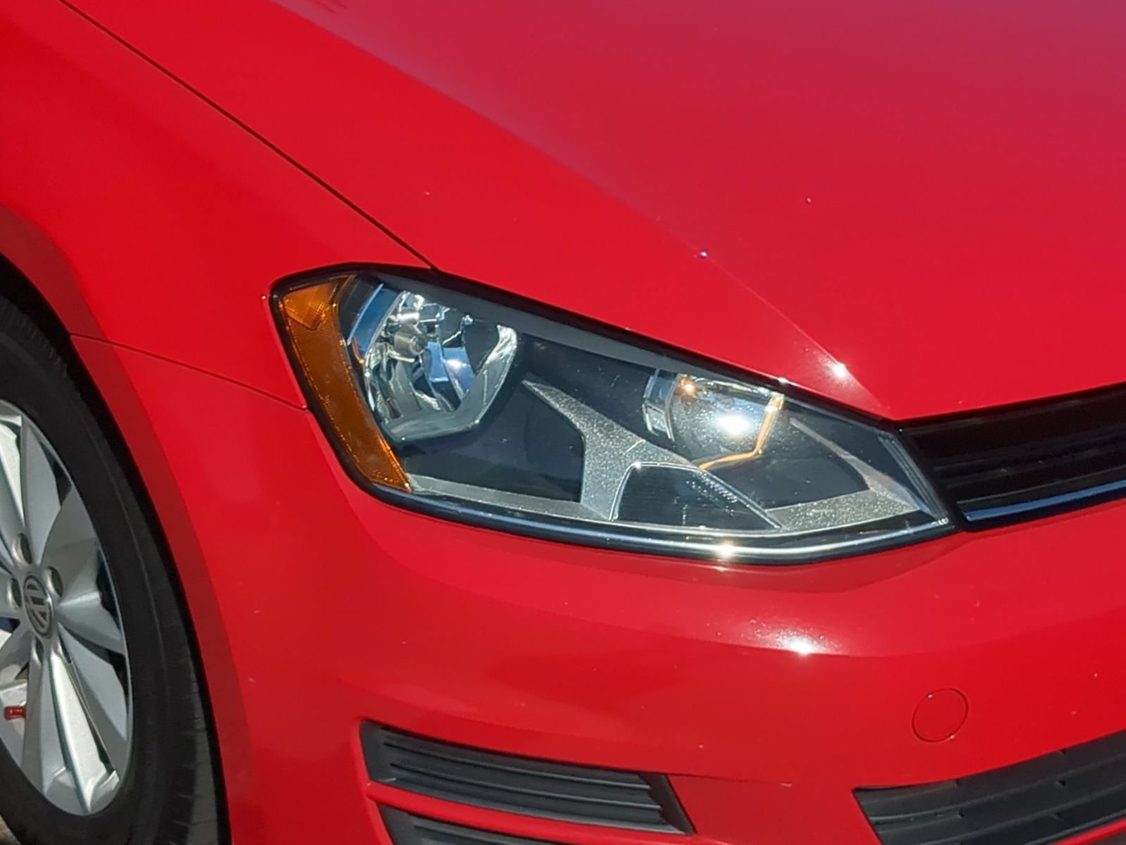 Used 2017 Volkswagen Golf S FWD image 10