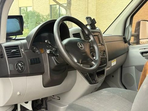 Used 2017 Mercedes-Benz Sprinter 3500 w/ Suspension Package II image 14