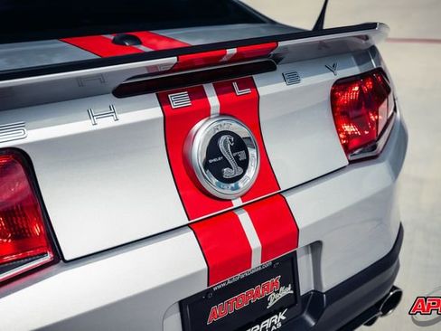 Used 2012 Ford Mustang Shelby GT500 w/ SVT Performance Pkg image 29