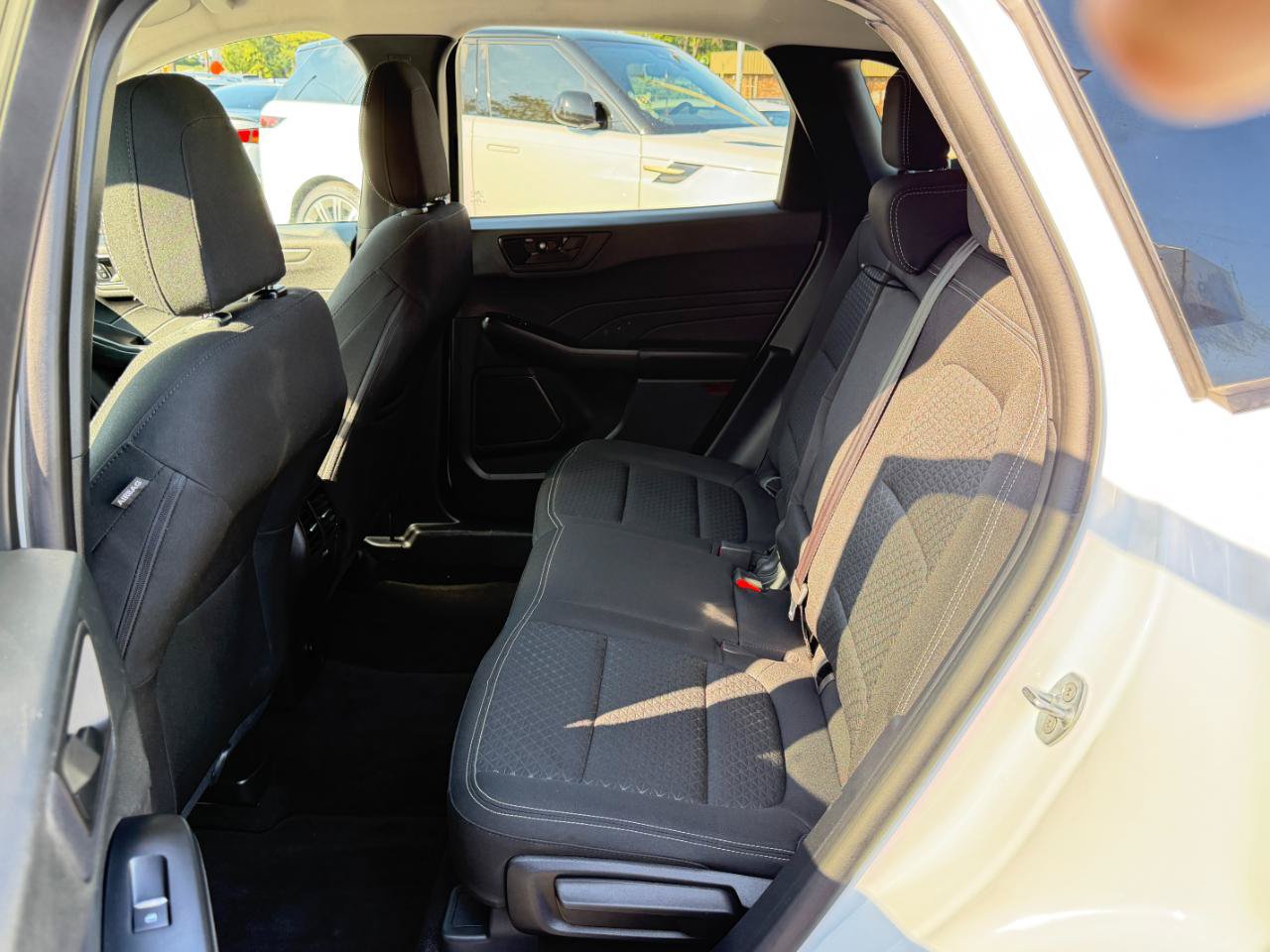 Used 2024 Ford Escape Active AWD/4WD image 29