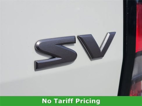 Used 2024 Nissan Frontier SV w/ SV Convenience Package image 11