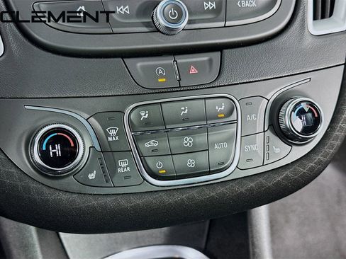 Used 2023 Chevrolet Malibu LT FWD image 22