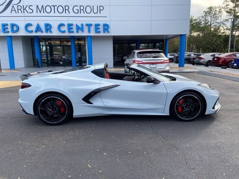 Used 2022 Chevrolet Corvette Stingray Premium Cpe w/ Z51 Performance Package image 2