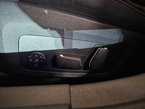 Certified 2025 BMW i4 xDrive40i w/ Premium Package image 31