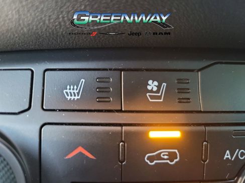 Used 2022 Dodge Durango Citadel image 21