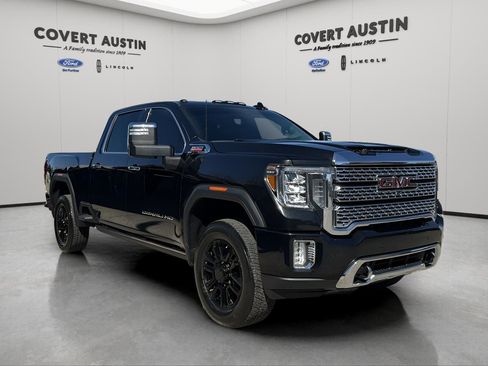 Used 2022 GMC Sierra 2500 Denali w/ Denali Black Diamond Edition image 7