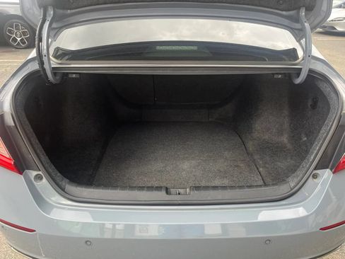 Used 2021 Honda Accord Touring image 31