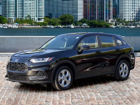 Certified 2023 Honda HR-V LX image 1