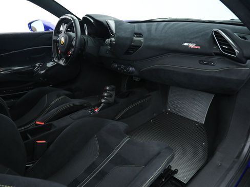 Certified 2020 Ferrari 488 Pista Coupe RWD image 20