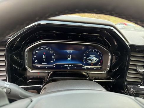 Used 2025 Chevrolet Silverado 1500 ZR2 w/ Technology Package image 17