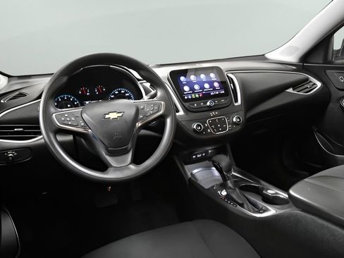 Used 2024 Chevrolet Malibu LT FWD image 30