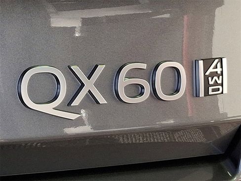 New 2026 INFINITI QX60 Luxe image 24