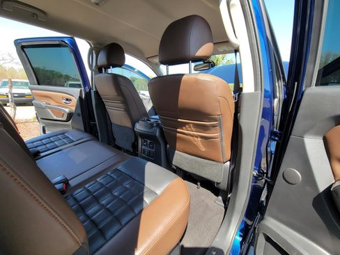 Used 2017 Nissan Titan Platinum Reserve image 49