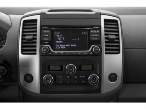 Used 2020 Nissan Frontier SV w/ Midnight Edition Floor Mats image 13