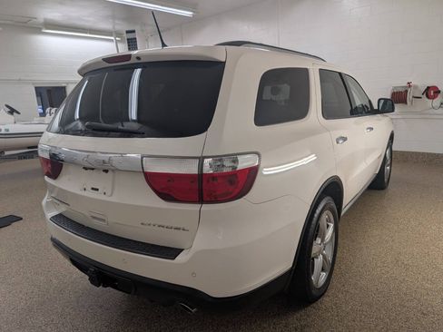 Used 2011 Dodge Durango Citadel w/ Trailer Tow Group IV AWD/4WD image 4