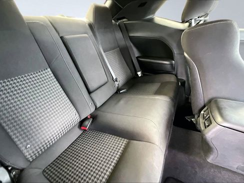 Used 2019 Dodge Challenger R/T image 27