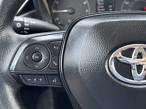 Used 2025 Toyota Corolla LE FWD image 14