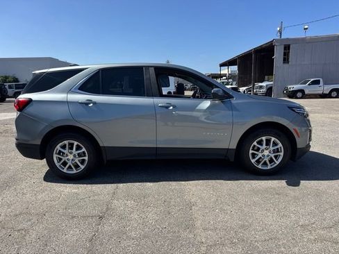 Used 2024 Chevrolet Equinox LT AWD/4WD image 4