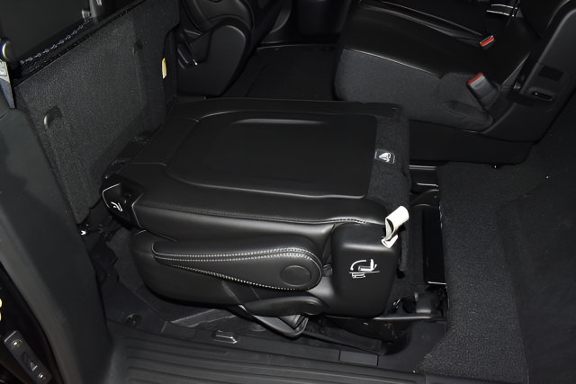 New 2026 Chrysler Pacifica Select w/ S Appearance Package FWD image 29