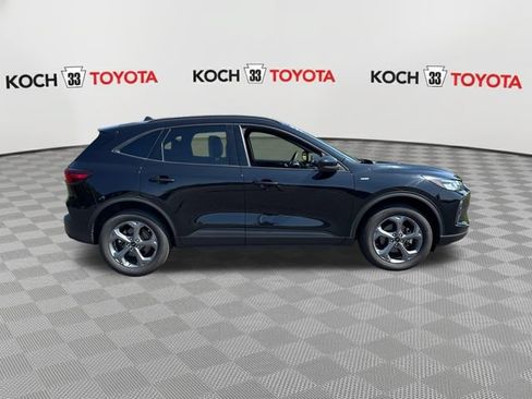 Used 2025 Ford Escape ST-Line Select AWD/4WD image 9