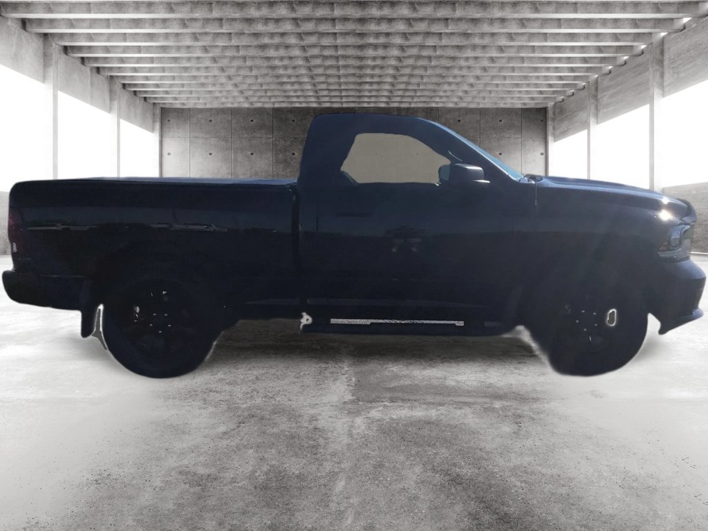 Used 2015 RAM 1500 Express w/ Black Ram 1500 Express Group AWD/4WD image 4