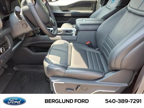 New 2026 Ford F250 Platinum AWD/4WD image 7