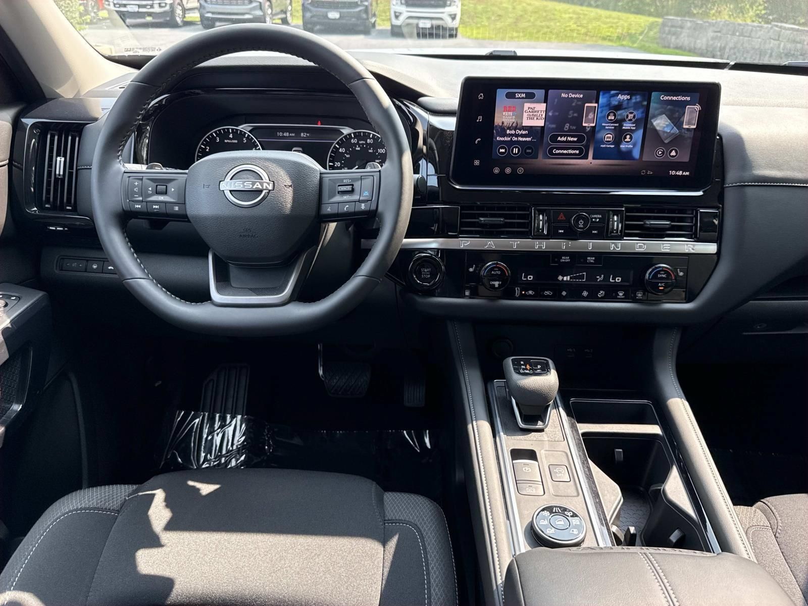 Certified 2026 Nissan Pathfinder SV AWD/4WD image 8