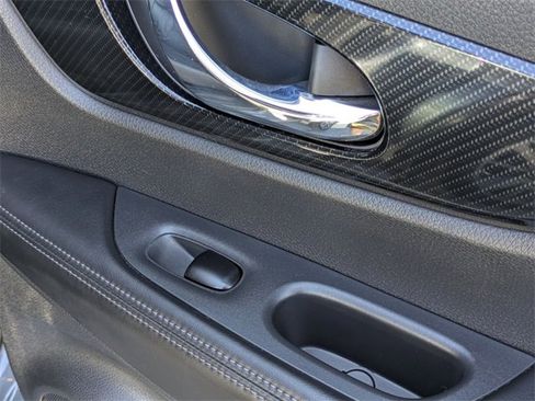 Used 2019 Nissan Rogue SL w/ Premium Package image 31