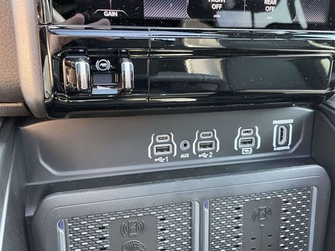 New 2026 RAM 1500 Laramie w/ Night Edition AWD/4WD image 41