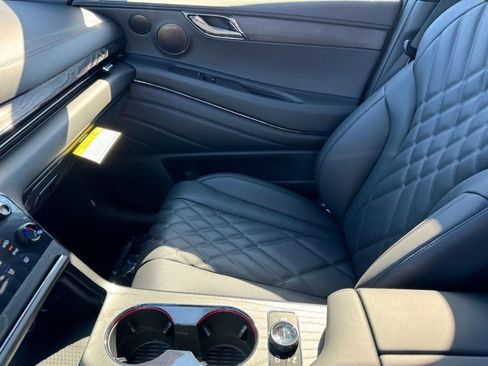 New 2026 Genesis GV80 3.5T Prestige image 9