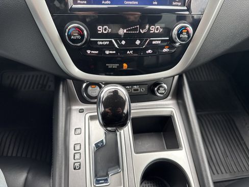 Used 2022 Nissan Murano SV image 15